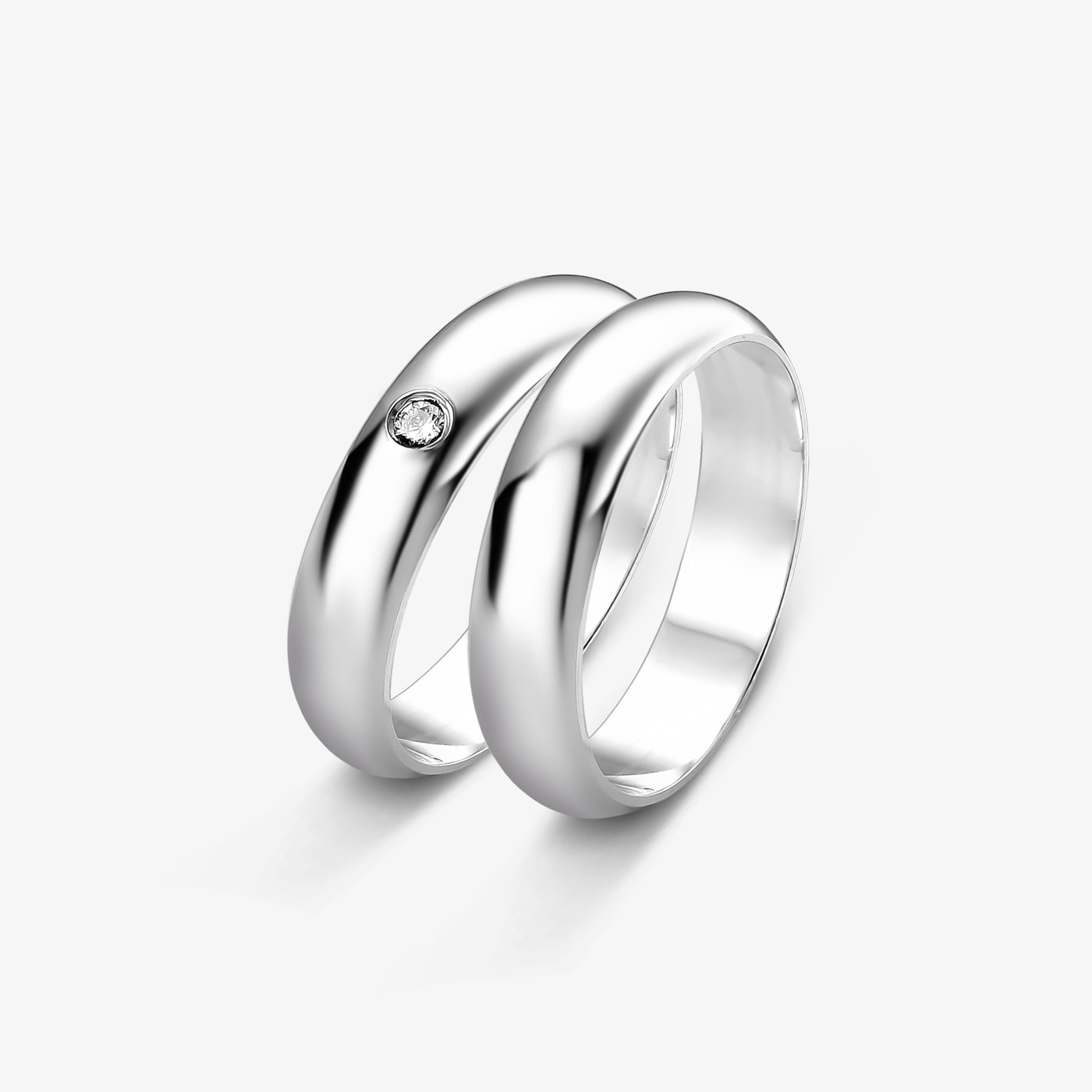 Alianças em prata, delicadas, modernas, cravejada, com pedra, compromisso, pode ser em prata fina ou mais bold 